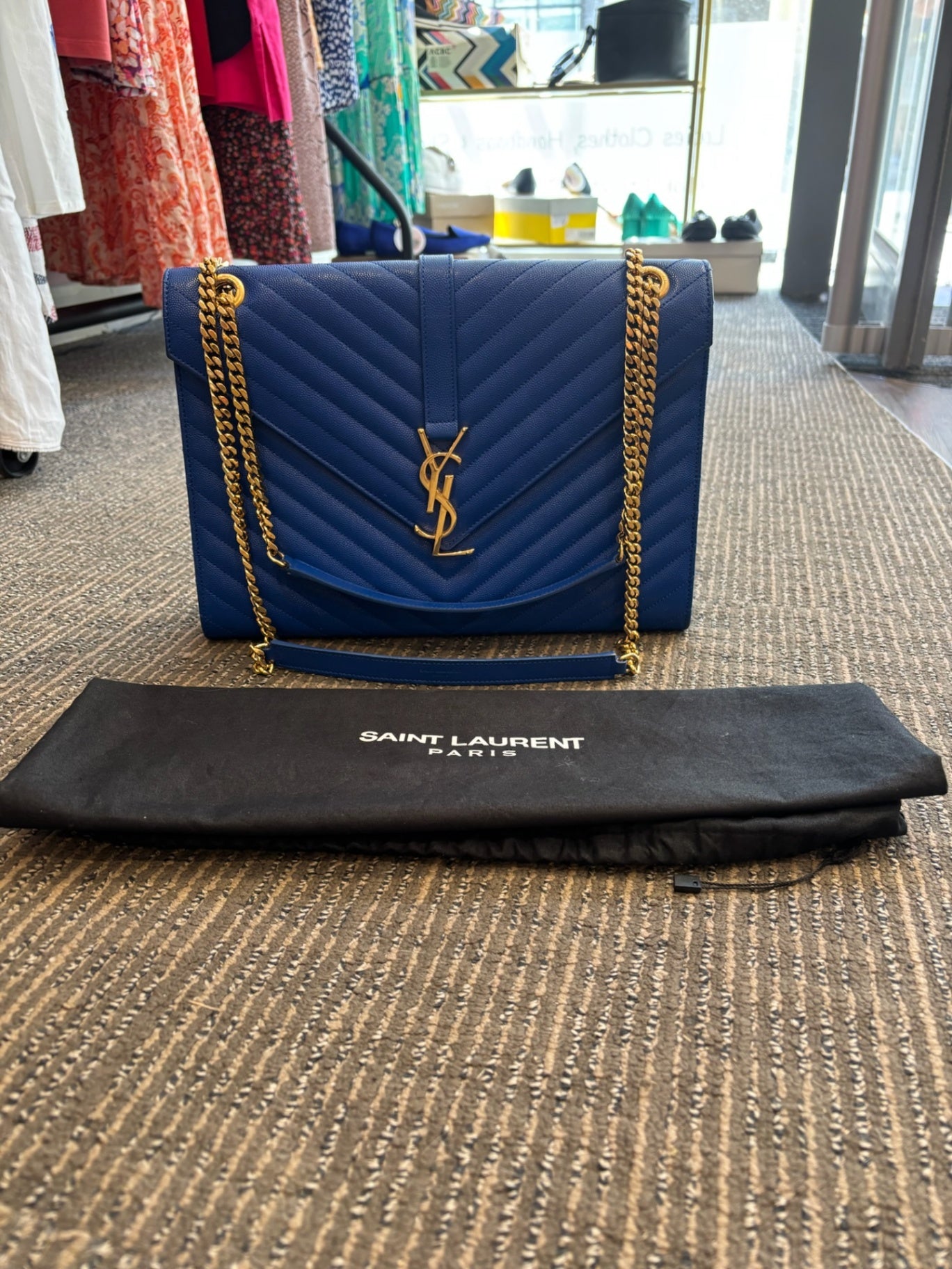 Yves Saint Laurent Handbag