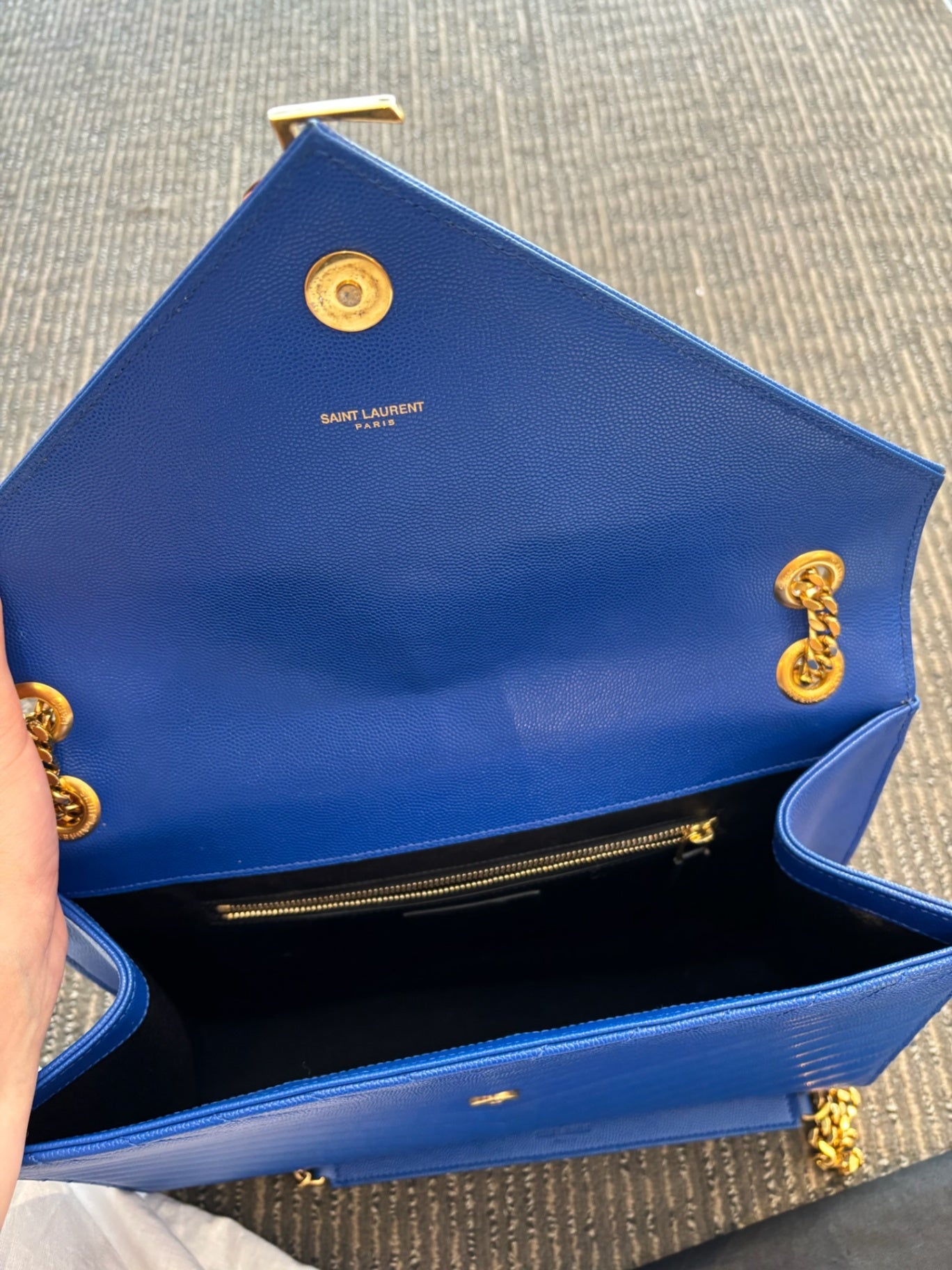 Yves Saint Laurent Handbag