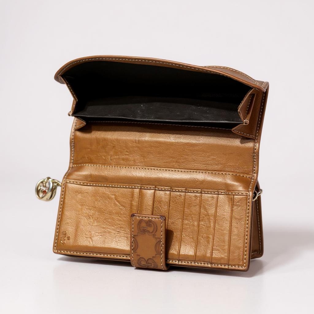 Gucci Guccissima Leather Purse
