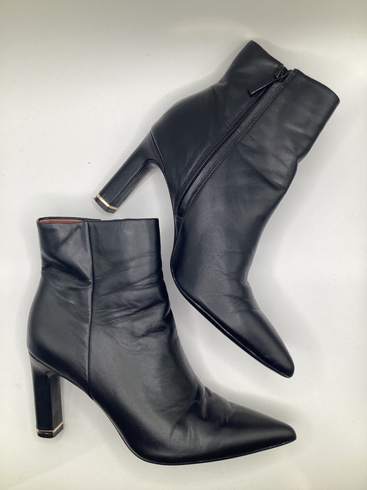 Calvin Klein Ankle Boots