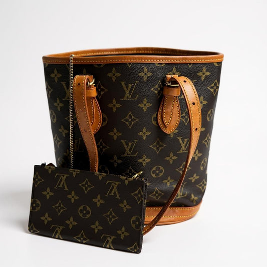 Louis Vuitton Marais